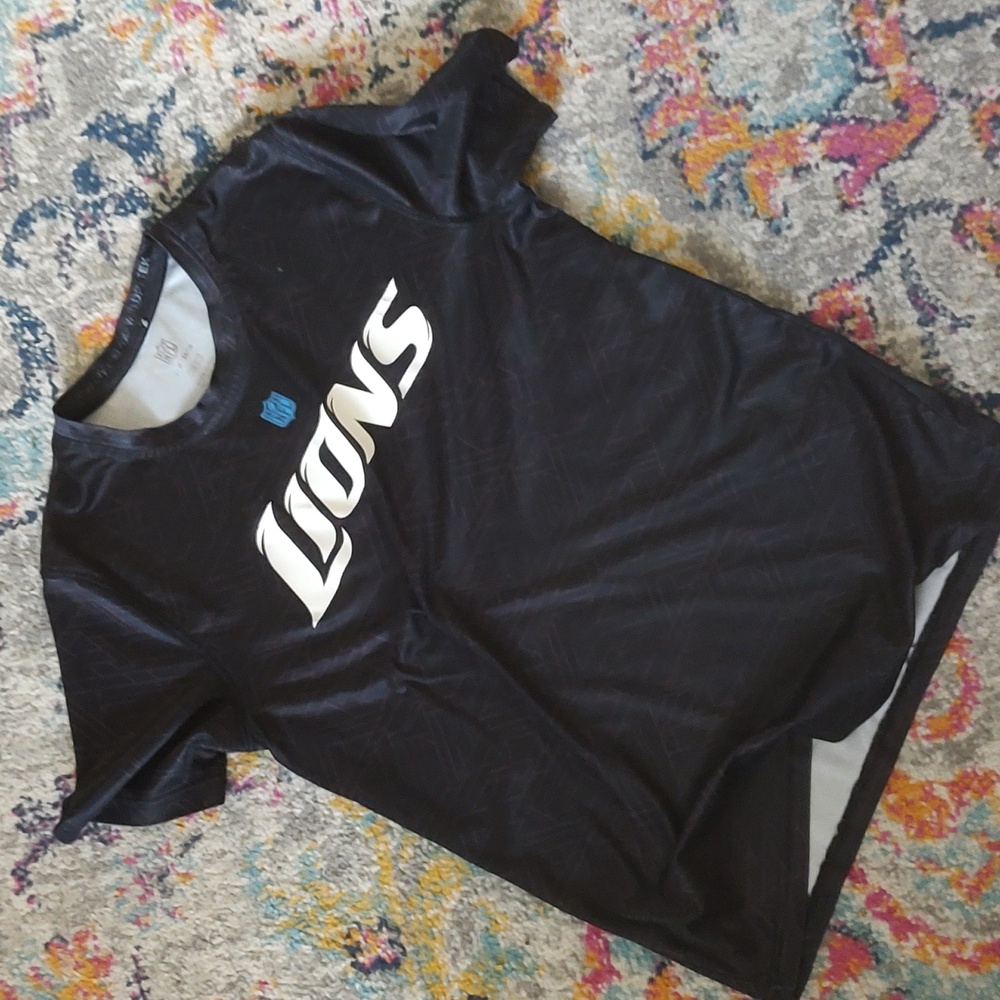 Detroit Lions Youth Large Tee
